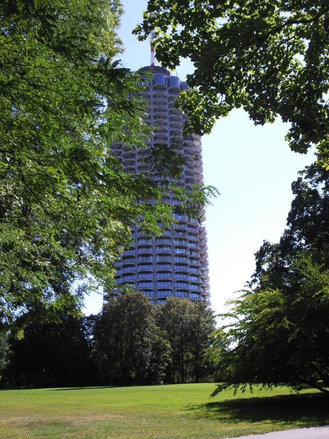 Hotelturm Apartment Augsburg Exterior foto